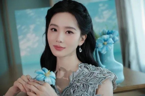 影视圈风云：《折腰》霸屏下的市场博弈与艺人舆情观察 第2张