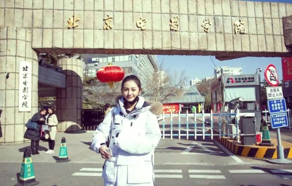 北京电影学院校友_中央戏剧学院校友排名_北京电影学院明星校友数量