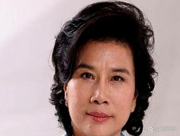 2014年，董明珠执掌格力电器董事...@橙澄澄的动态