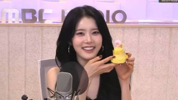 朴莳恩提前庆祝0801生日，MBC电台公开片段