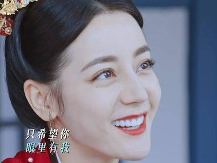 任安乐说出那句话的刹那，韩烨的心跳悄然加速，仿佛整个世界都在共鸣
