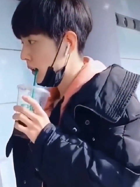 那个时候的他真的是可爱的要命～xz