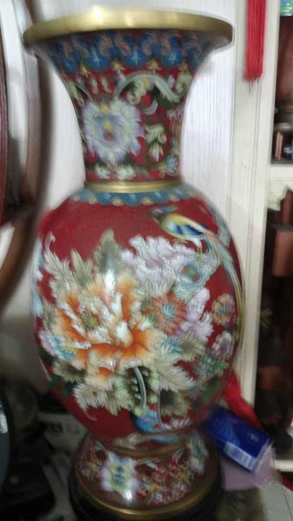 李佩卿《富贵长寿瓶》：景泰蓝艺术的当代华章