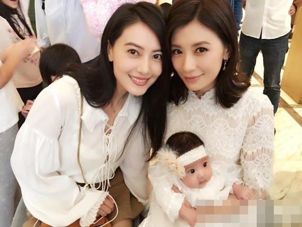 贾静雯与修杰楷巴厘岛补办婚礼，高圆圆却无法前去，原因让人生疑