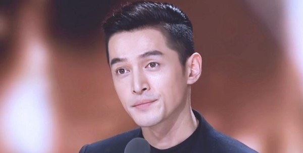 胡歌车祸之后的蜕变，从潇洒青年到儒雅绅士，演技越来越棒