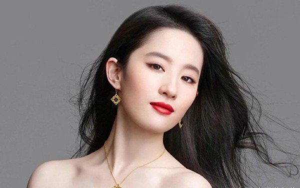 刘亦菲的人缘真的很不错，这些明星可以证明