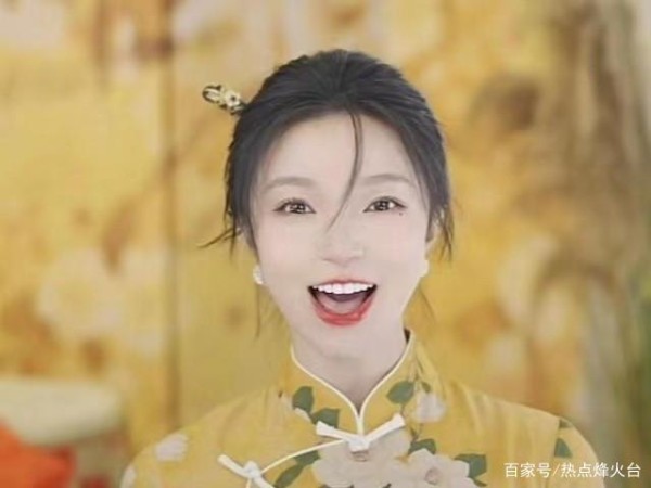 “学猫叫”后，网红小潘潘再翻唱黄梅戏，媚俗魔改还是弘扬创新？