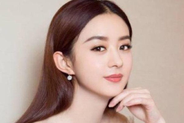 “农村出身”的4位当红明星，赵丽颖励志，而他则让人心疼！