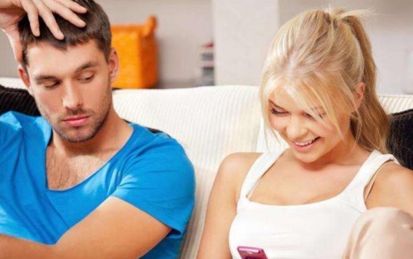 对象吃闺蜜的醋怎么哄,男生会吃女生闺蜜的醋是为什么