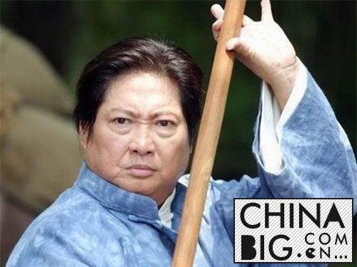 范冰冰与洪金宝什么关系？ 向华强不敢碰洪金宝原因