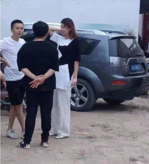 王宝强女友正面照，王宝强女友是谁个人资料颜值不输马蓉