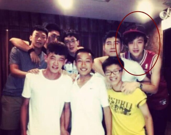 吴磊16岁童年照曝光，成片现“男友臂”，网友：太刚了