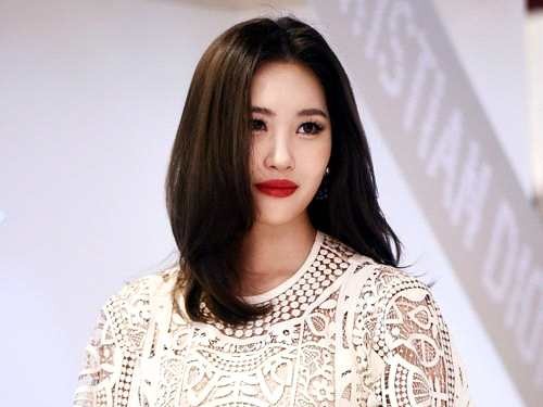 宣美否认隆胸传闻是怎么回事？终于真相了，原来是这样！