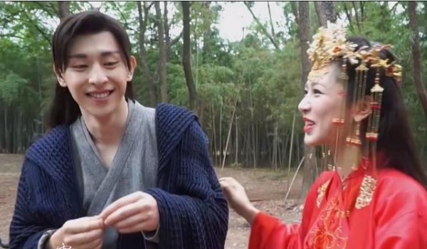 邓伦和女明星的合照，和她的甜蜜指数很高，你认识几位