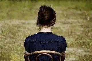 “一个月睡44次！”上海女老师与16岁男学生不伦师生恋被曝，后续令人大跌眼镜…