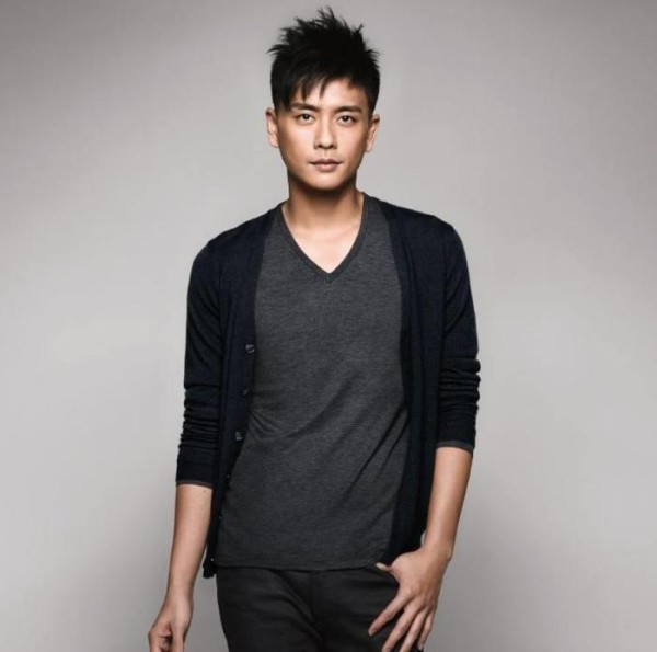 黄宗泽是一个靠实力打拼的男明星，如今他身家过亿