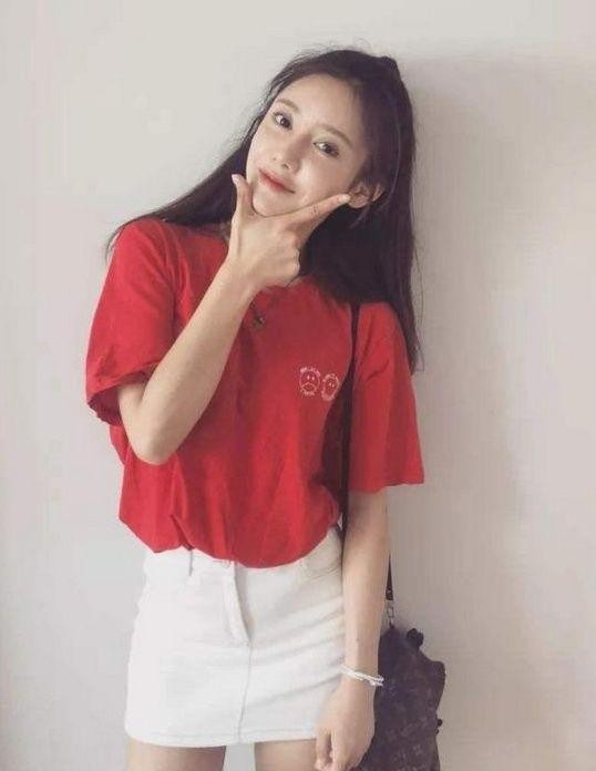 美娜北漂5年，身价200万坐拥北京别墅，网友：她有个好男友