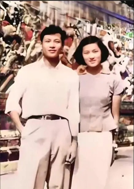 洪君彦和章含之