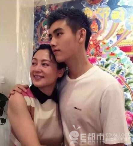 陈飞宇欧阳娜娜什么关系感觉不一般！欧阳娜娜曝想谈恋爱男友是谁