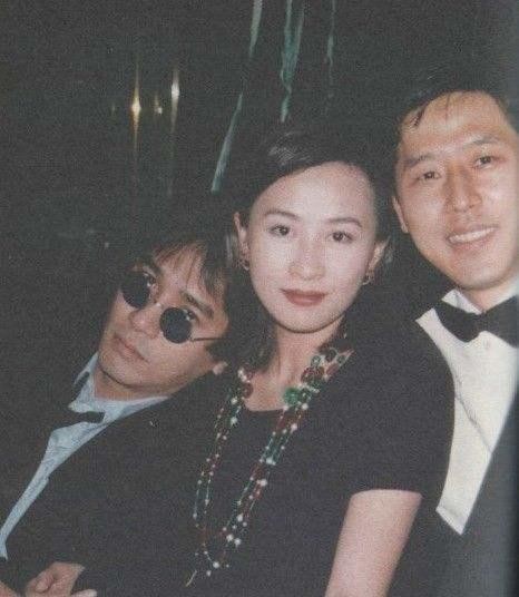 刘嘉玲凌晨晒与唐鹤德合影，隔空对话张国荣：想你，引人泪奔！