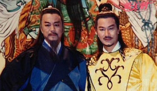 狄威和狄龙什么关系 狄龙真是狄威的儿子吗