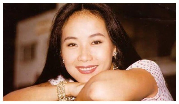 真情真意的明星夫妻，相爱39年无绯闻，今56岁越来越有夫妻相