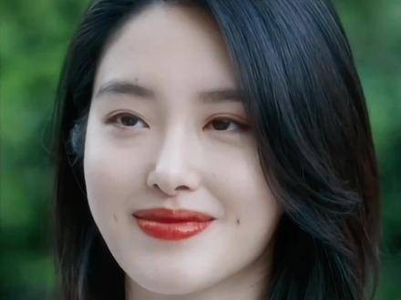 你笑起来真好看~今晚加更,继续陪小梁同学一起追剧吧