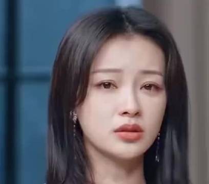 孙怡董子健离婚后关系成谜，粉丝期待复婚观察