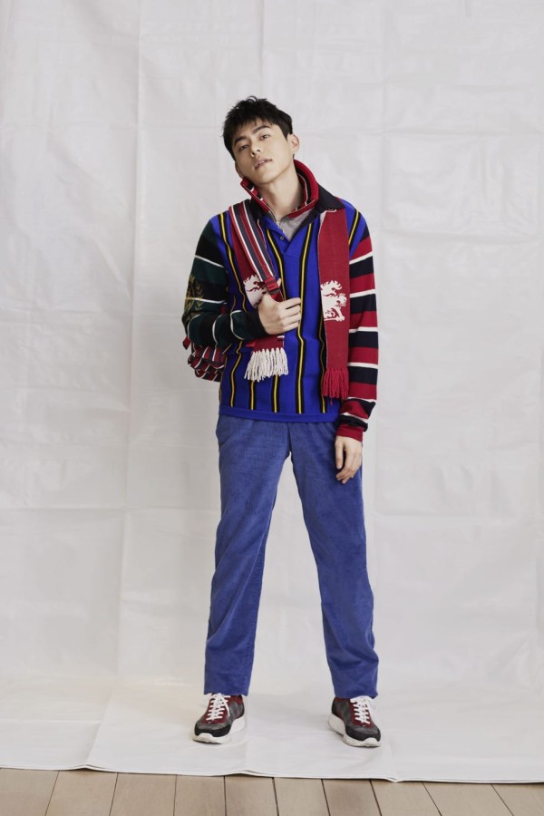 Clothing, Blue, Jeans, Fashion, Outerwear, Street fashion, Jacket, Electric blue, Denim, Textile, 