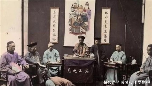 镜头下真实的晚清官员：个个官威十足，和珅的真实容貌像极一明星