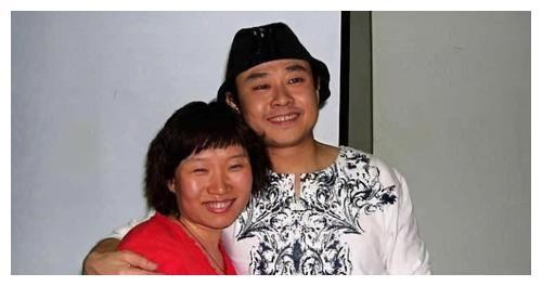 刀郎的老婆,刀郎老婆杨娜现场哭泣视频,本文共(6138字)