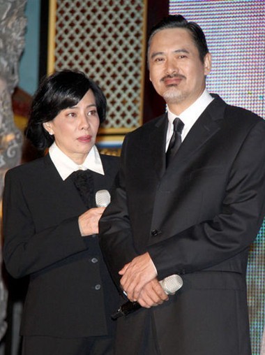 疯传“代孕求子”震动娱乐圈的十大明星