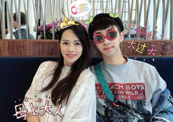 秦昊晒照庆祝结婚纪念日，意外曝光妻子真实颜值，直男视角被吐槽