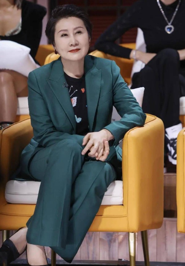 张凯丽有多少绯闻