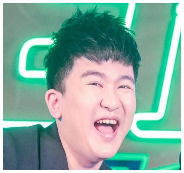 张大大的四大闺蜜，杨幂杨颖谢娜众所周知，看到她：我酸了！
