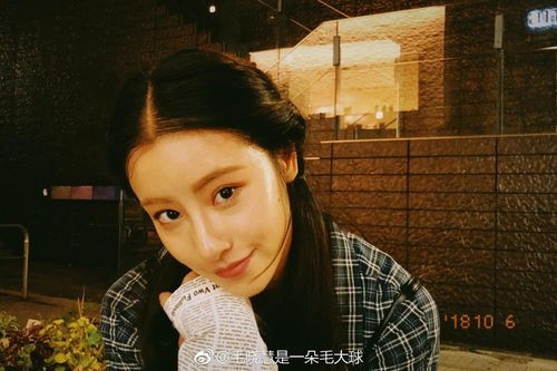 毛晓慧田曦薇 好嗑_女演员长相的重要性：从《大奉打更人》中的毛晓慧与田曦薇说起