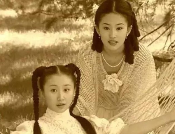 舒畅为刘亦菲庆生：两人的友谊已长达近二十年