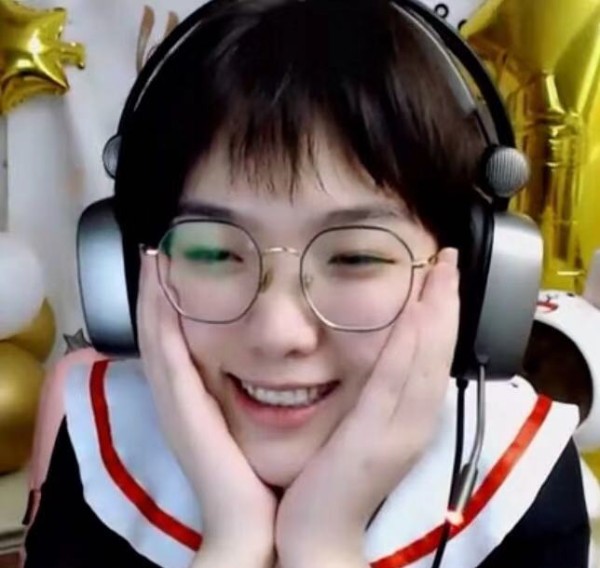 [人物专访] “直播让我成为更好的自己”—烤羊腿