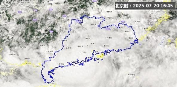 王一博人墙护群演太暖心，台风天明星们集体变身救援队