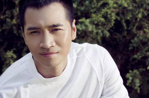 娱乐圈中被包养的三大男星！第二个销声匿迹，第三个生活美满？