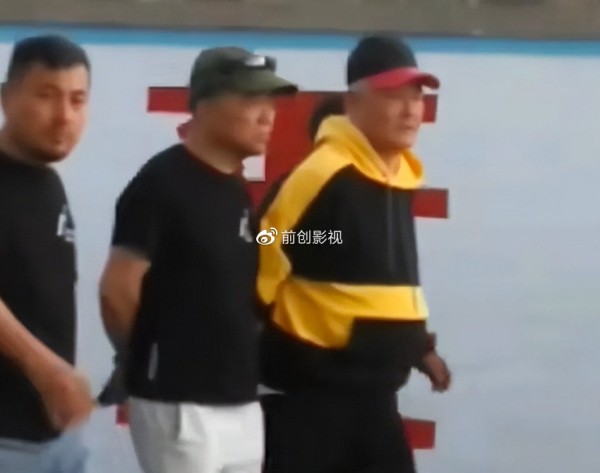 赵大牛减肥营三店开业排场太大，出动200名安保，赵家班悉数到齐