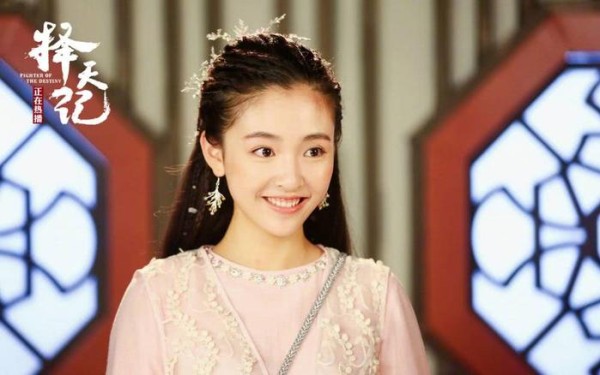 网曝恋情后，吴倩首发博，不澄清不承认反发一串数字