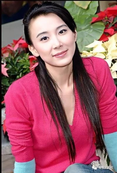 萧蔷曾去拜访狐仙庙
