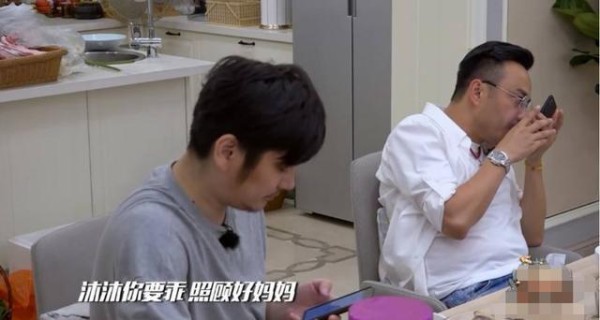 明星的孩子都这么优秀吗？汪涵杨乐乐儿子，4岁能在美国上夏课