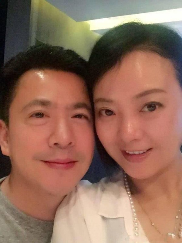 盘点娱乐圈裸婚的八对明星夫妻，看看哪对最幸福？
