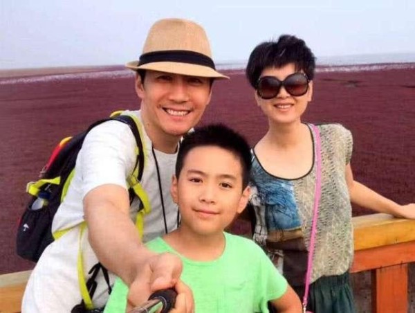 盘点娱乐圈裸婚的八对明星夫妻，看看哪对最幸福？