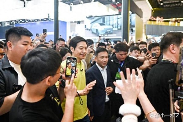 北京国际车展：深度解读从明星车模到网红老板亲自下场的蜕变之路-有驾