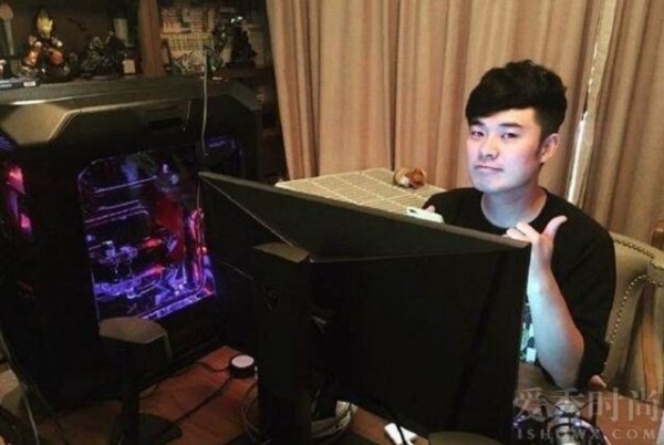 陈赫4000万豪宅曝光与王思聪同小区 陈赫王思聪关系如何？