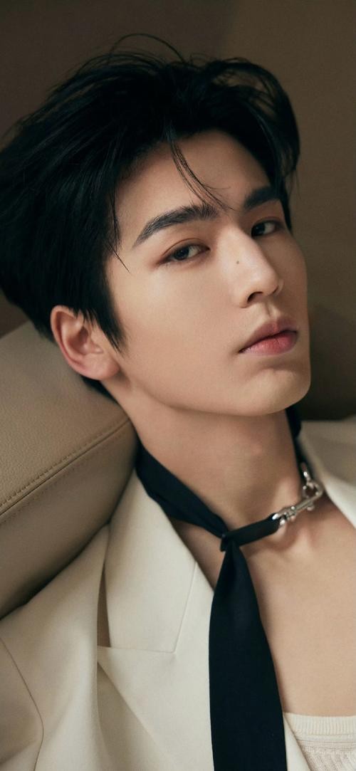男明星壁纸高清手机壁纸 男明星壁纸高清全屏合集