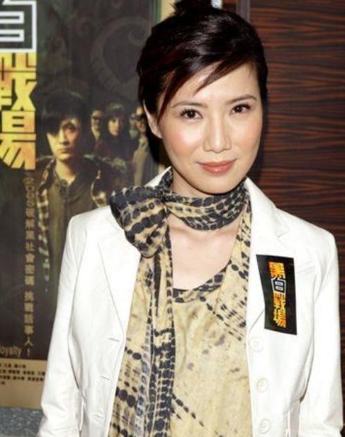 “晶女郎”关秀媚近况，低调维持姐弟恋，53岁生活幸福！
